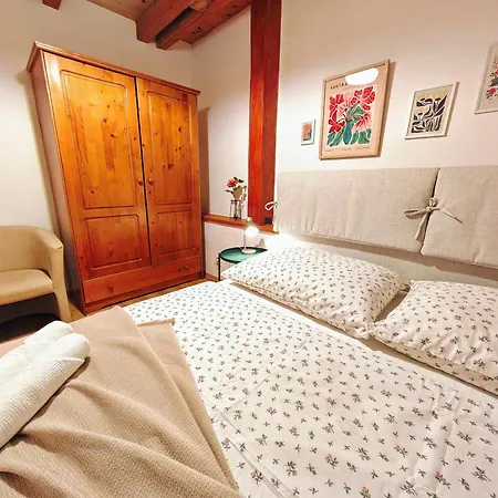 Karmen Old Town With Private Parking * Kösice