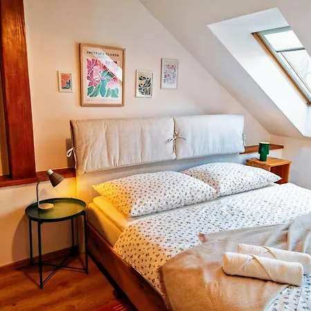 Karmen Old Town With Private Parking Apartament *