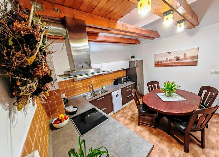 Karmen Old Town With Private Parking Appartamento