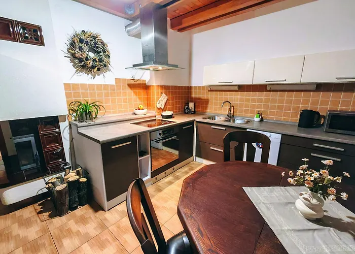 Karmen Old Town With Private Parking Daire *